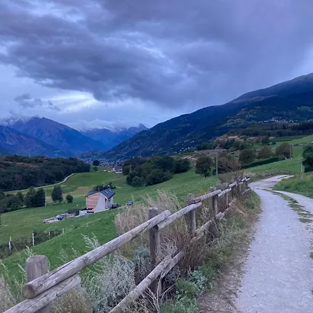 Apartman Il Riparo - Casa Indipendente Con Due E Vista Sulle Alpi Aosta