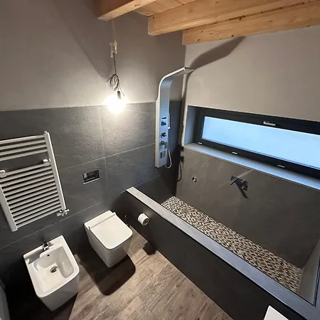 Apartman Il Riparo - Casa Indipendente Con Due E Vista Sulle Alpi Aosta