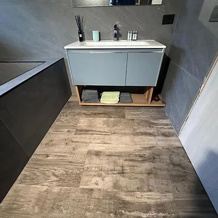 Apartman Il Riparo - Casa Indipendente Con Due E Vista Sulle Alpi *