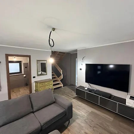 Il Riparo - Casa Indipendente Con Due E Vista Sulle Alpi Aosta